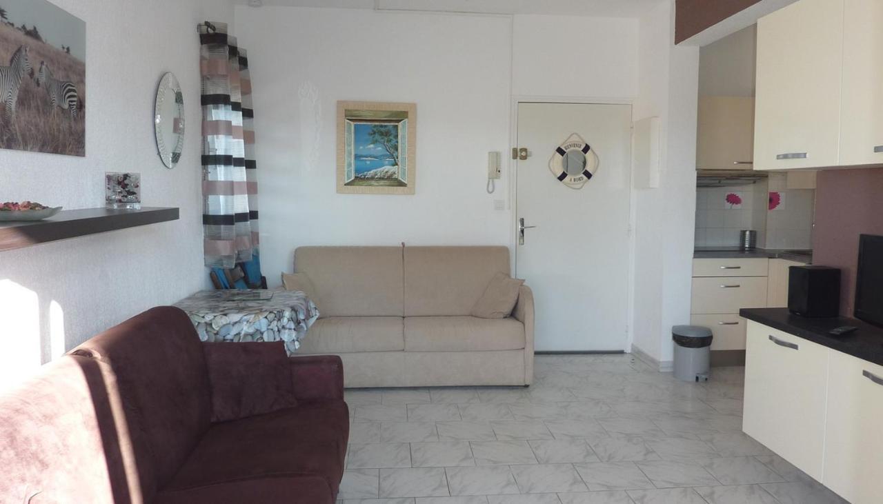 Studio Residence Bona, Vue Hippodrome Et Mer, Clim Hyères Екстериор снимка